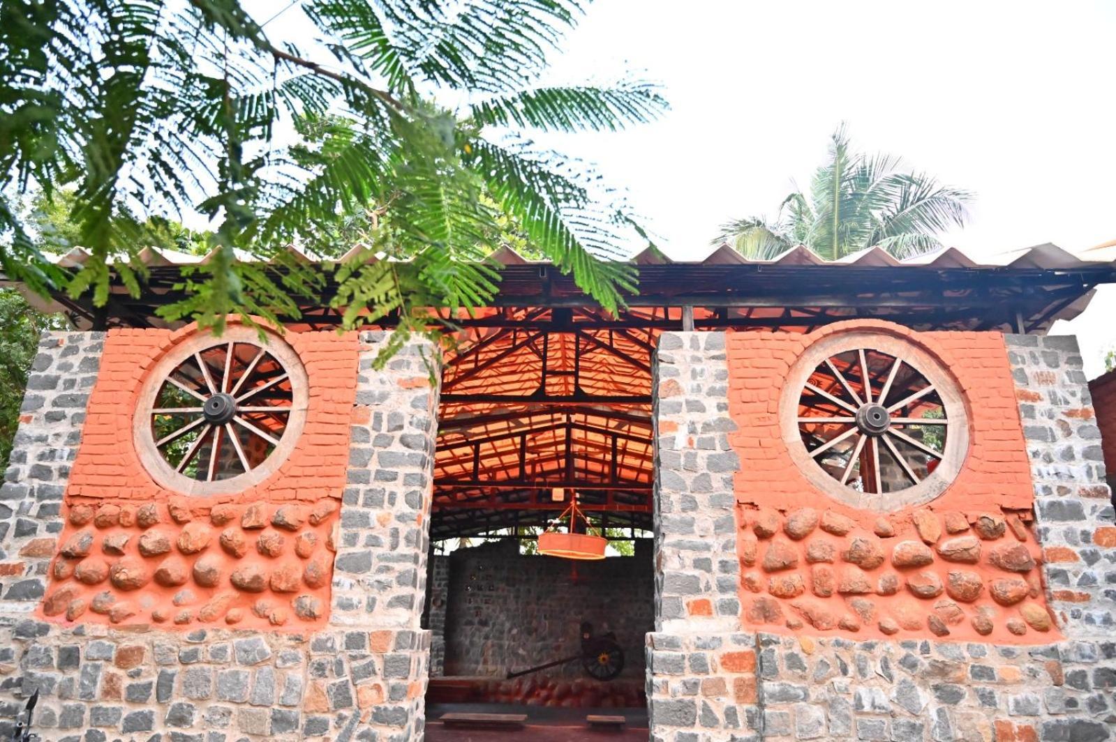Pathayam Inn Tiruvannamalai Bagian luar foto